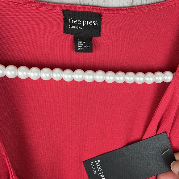 NWT Free Press Twist Cutout Bodysuit Size Small - Picture 7 of 7